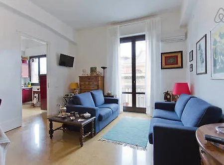 Extra Bed & Breakfast 3*