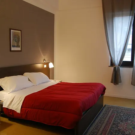 Extra Bed & Breakfast 3*